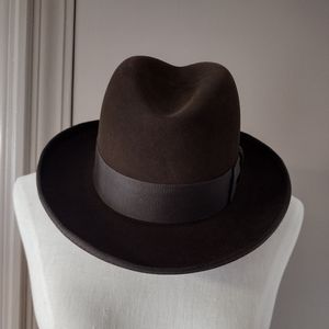 Vintage Men's Dobb'S Golden Coach Hat